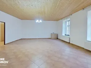 Pronájem ordinace, Holešov, nám. Dr. E. Beneše, 164 m2