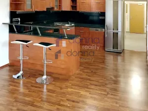 Pronájem bytu 3+kk, Praha, Pod Harfou, 76 m2