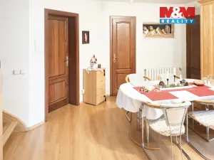 Prodej rodinného domu, Zašová, 228 m2