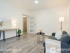 Prodej bytu 2+1, Neratovice, 28. října, 52 m2