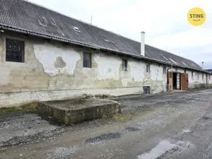 Pronájem výrobních prostor, Vršovice, 316 m2