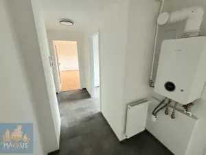 Pronájem bytu 2+1, Praha - Košíře, Mikšovského, 57 m2