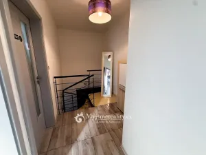 Prodej bytu 4+kk, Znojmo, Růžičkova, 87 m2