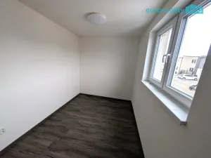 Pronájem bytu 4+kk, Vochov, 81 m2