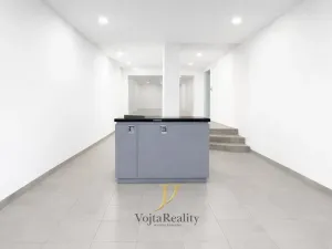 Pronájem obchodního prostoru, Olomouc, tř. Svobody, 58 m2