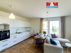 Pronájem bytu 2+kk, Pardubice - Zelené Předměstí, Na Spravedlnosti, 66 m2