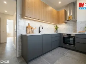 Prodej bytu 3+1, Pardubice - Bílé Předměstí, Na Drážce, 66 m2