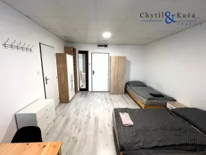 Pronájem ubytování, Přerov, Škodova, 985 m2