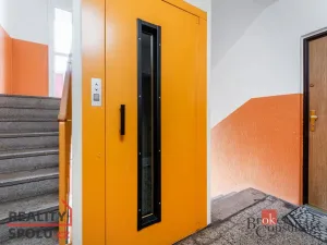 Prodej bytu 2+1, Pardubice - Zelené Předměstí, Arnošta z Pardubic, 47 m2