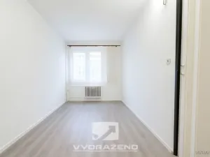 Prodej bytu 3+1, Pardubice, Ohrazenická, 62 m2