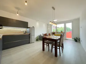 Prodej bytu 2+kk, Olomouc, Černá cesta, 58 m2