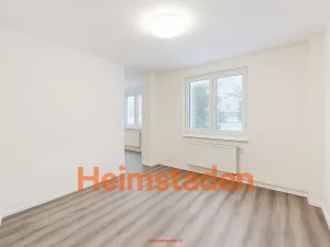 Pronájem bytu 2+kk, Havířov - Město, nám. Republiky, 30 m2