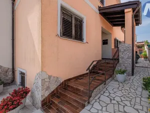 Prodej rodinného domu, Medulin, Chorvatsko, Dvorine, 155 m2