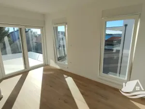 Prodej bytu 4+kk, Vodice, Chorvatsko, 170 m2