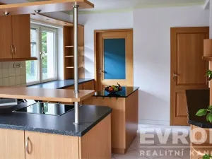 Prodej komerční nemovitosti, Domažlice - Bezděkovské Předměstí, 463 m2