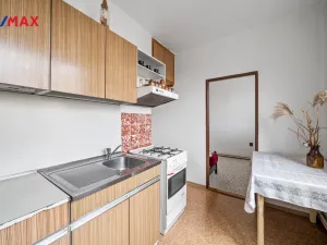 Prodej bytu 3+1, Chrudim - Chrudim II, Požárníků, 69 m2