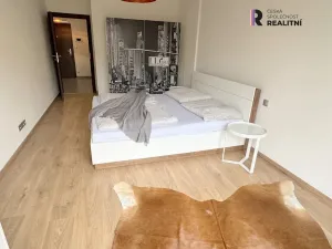 Prodej bytu 2+kk, Karlovy Vary - Drahovice, Mattoniho nábřeží, 62 m2