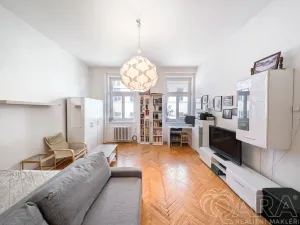 Pronájem bytu 2+1, Praha, Stárkova, 61 m2
