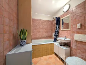 Pronájem bytu 2+1, Praha, Stárkova, 61 m2