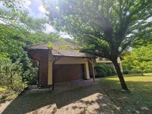 Prodej rodinného domu, Hrdlořezy, 280 m2