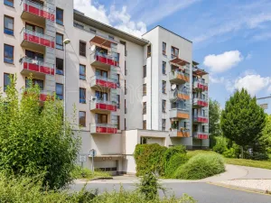 Pronájem bytu 2+kk, Praha, Bermanova, 51 m2