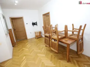 Pronájem bytu 3+1, Cheb, Hradební, 52 m2