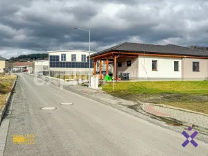 Prodej pozemku pro bydlení, Zubří, 1251 m2
