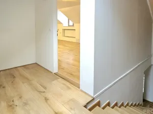 Pronájem bytu 1+kk, Třebotov, Hlavní, 36 m2