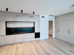 Pronájem bytu 1+kk, Brno, Fuchsova, 49 m2