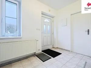 Prodej rodinného domu, Žákava, 200 m2