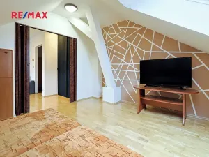 Pronájem bytu 2+1, Tlučná, V Rybníčkách, 43 m2