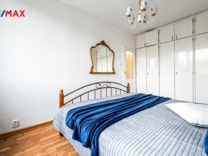 Pronájem bytu 3+1, Praha - Kobylisy, Famfulíkova, 67 m2