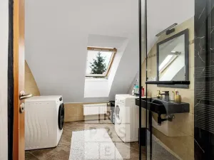 Prodej bytu 2+kk, Praha - Radlice, Na Farkáně III, 60 m2