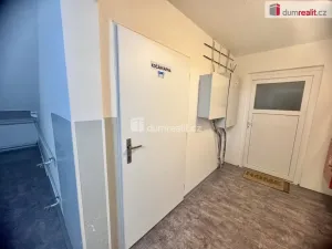 Pronájem bytu 3+1, Praha - Kobylisy, Chotovická, 70 m2