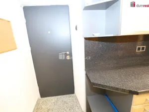 Prodej bytu 3+1, Cheb, Hradební, 52 m2