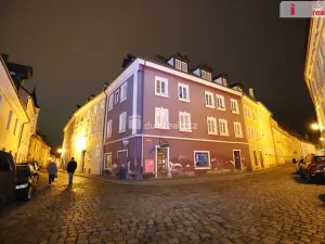 Prodej bytu 3+1, Cheb, Hradební, 52 m2