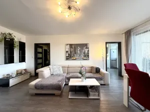 Prodej bytu 4+1, Šternberk, Uničovská, 75 m2