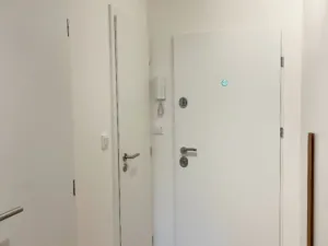 Pronájem bytu 2+kk, Praha - Kobylisy, Mirovická, 44 m2