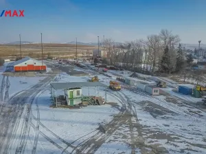 Prodej komerčního pozemku, Okříšky, Za tratí, 34555 m2