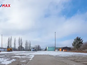 Prodej komerčního pozemku, Okříšky, Za tratí, 34555 m2