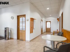 Prodej komerčního pozemku, Okříšky, Za tratí, 34555 m2