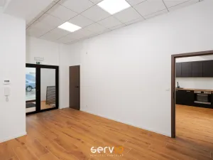 Pronájem kanceláře, Brno, Úlehlova, 94 m2