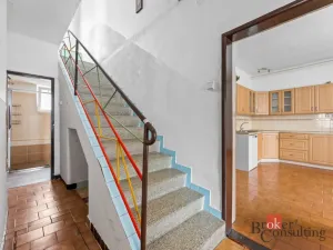 Prodej rodinného domu, Pardubice - Ohrazenice, Seifertova, 195 m2