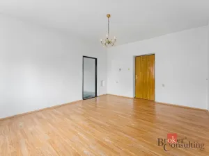 Prodej rodinného domu, Pardubice - Ohrazenice, Seifertova, 195 m2