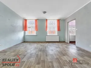 Prodej bytu 2+1, Nejdek, náměstí Karla IV., 70 m2