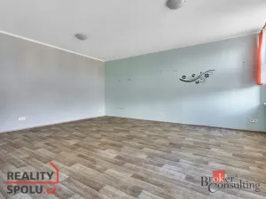 Prodej bytu 2+1, Nejdek, náměstí Karla IV., 70 m2