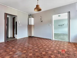 Prodej bytu 2+1, Nejdek, náměstí Karla IV., 70 m2