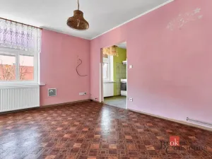 Prodej bytu 2+1, Nejdek, náměstí Karla IV., 70 m2