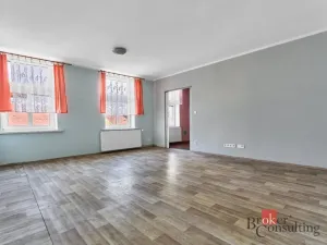 Prodej bytu 2+1, Nejdek, náměstí Karla IV., 70 m2