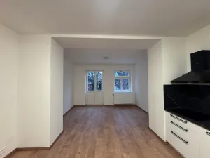 Pronájem bytu 1+kk, Praha - Břevnov, Na Petynce, 32 m2